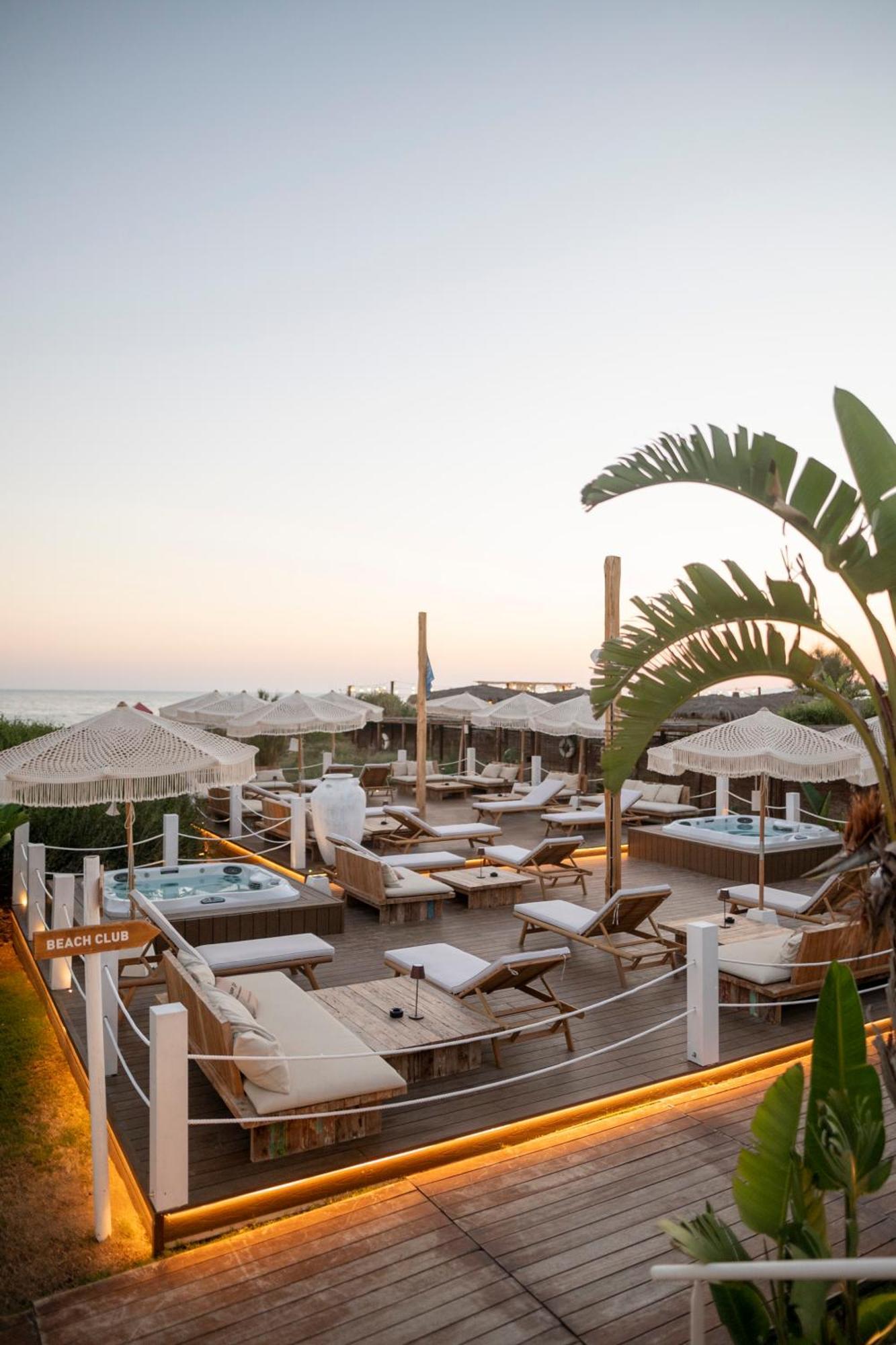 Cumeja Beach Club & Hotel 바이아도미찌아 외부 사진